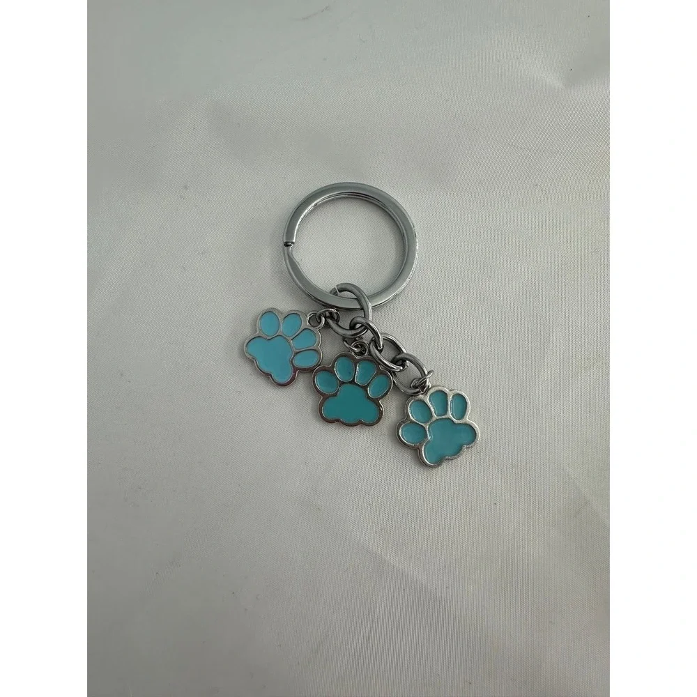 N/A dog paws